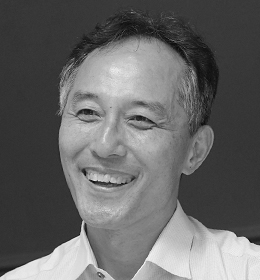 James Jungkue Lee